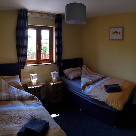 Walnut Lodge, Summerhayes Bridgwater Luaran gambar