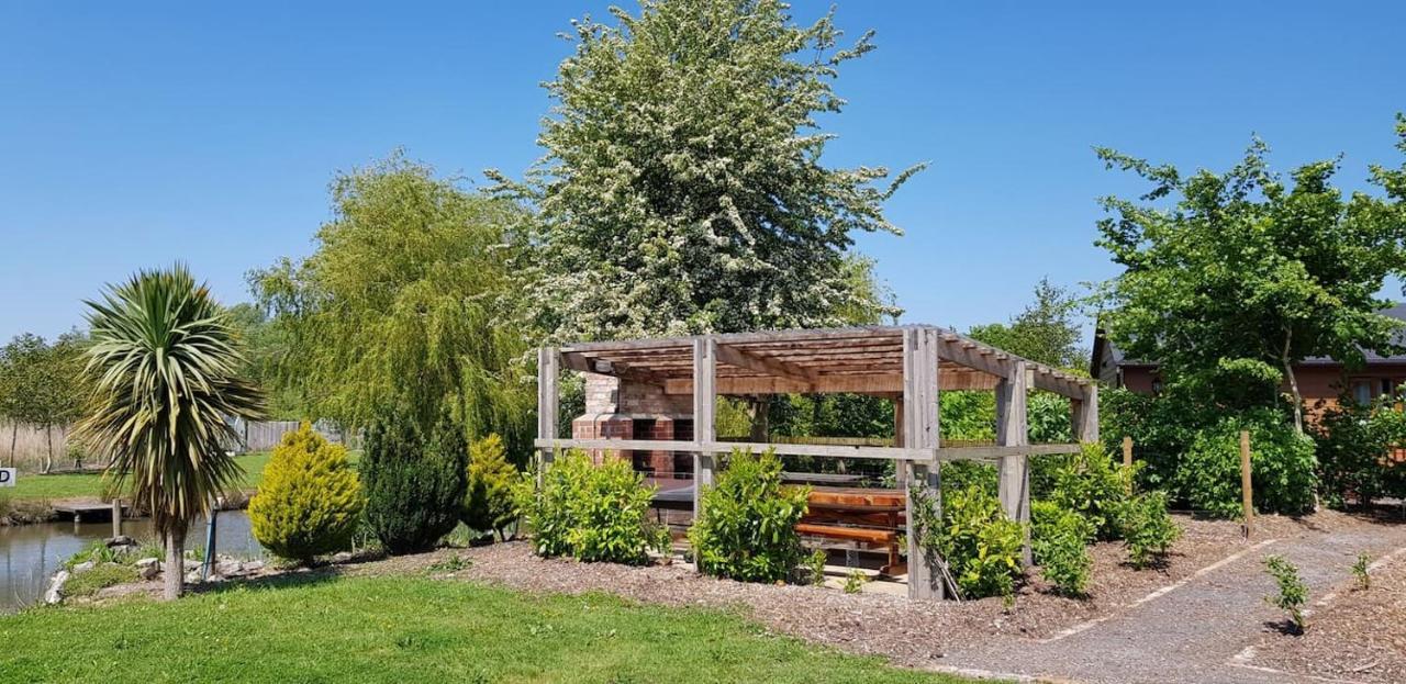 Walnut Lodge, Summerhayes Bridgwater Luaran gambar